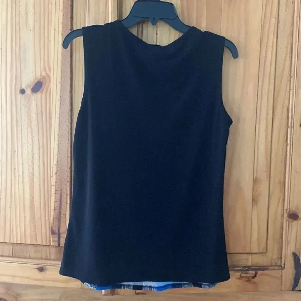 𝅺***** 5 for $25 Susan Lawrence Sleeveless Top with Cutouts